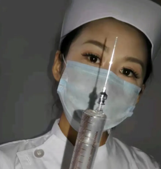 戒色后一个月内，被鬼压床……
