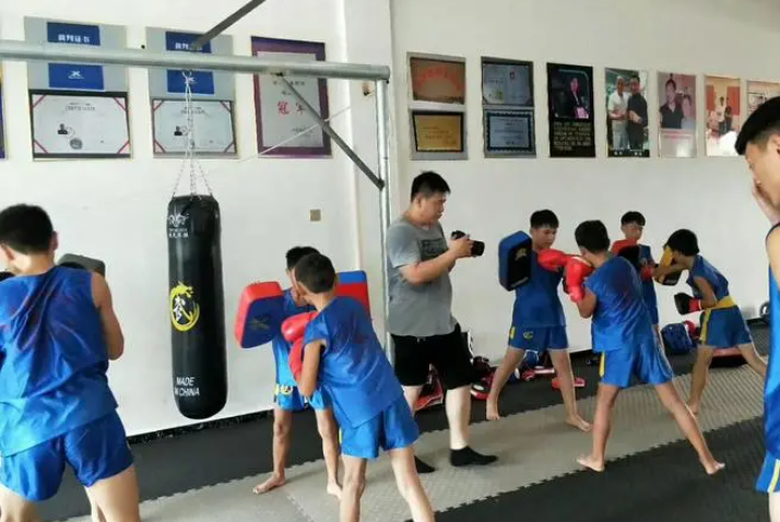 孩子在学校总被欺负怎么办？要不要学习散打？